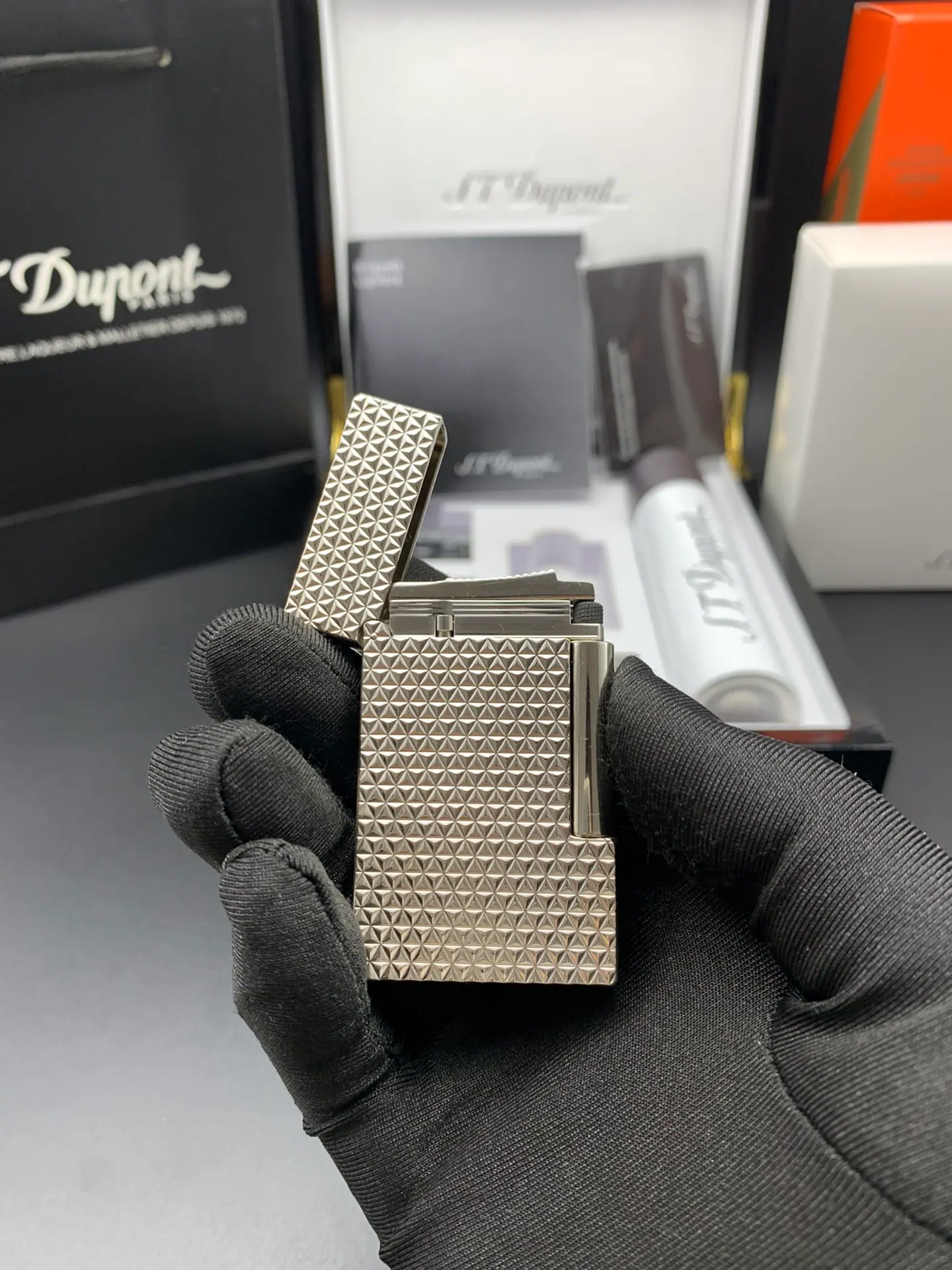 S.T. Dupont Ligne 2 拉朗生打火机