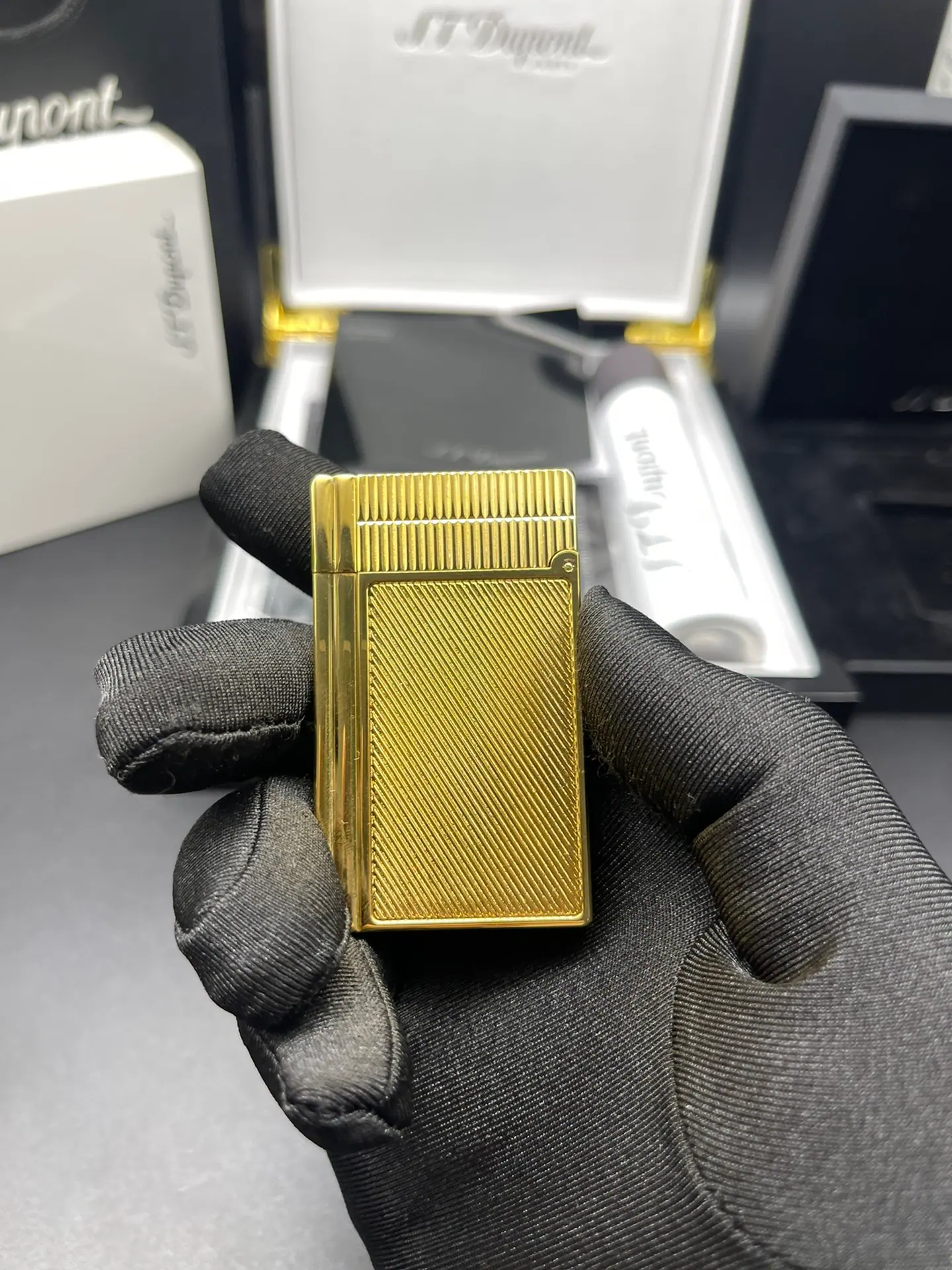 S.T. Dupont Ligne 2 兰生打火机