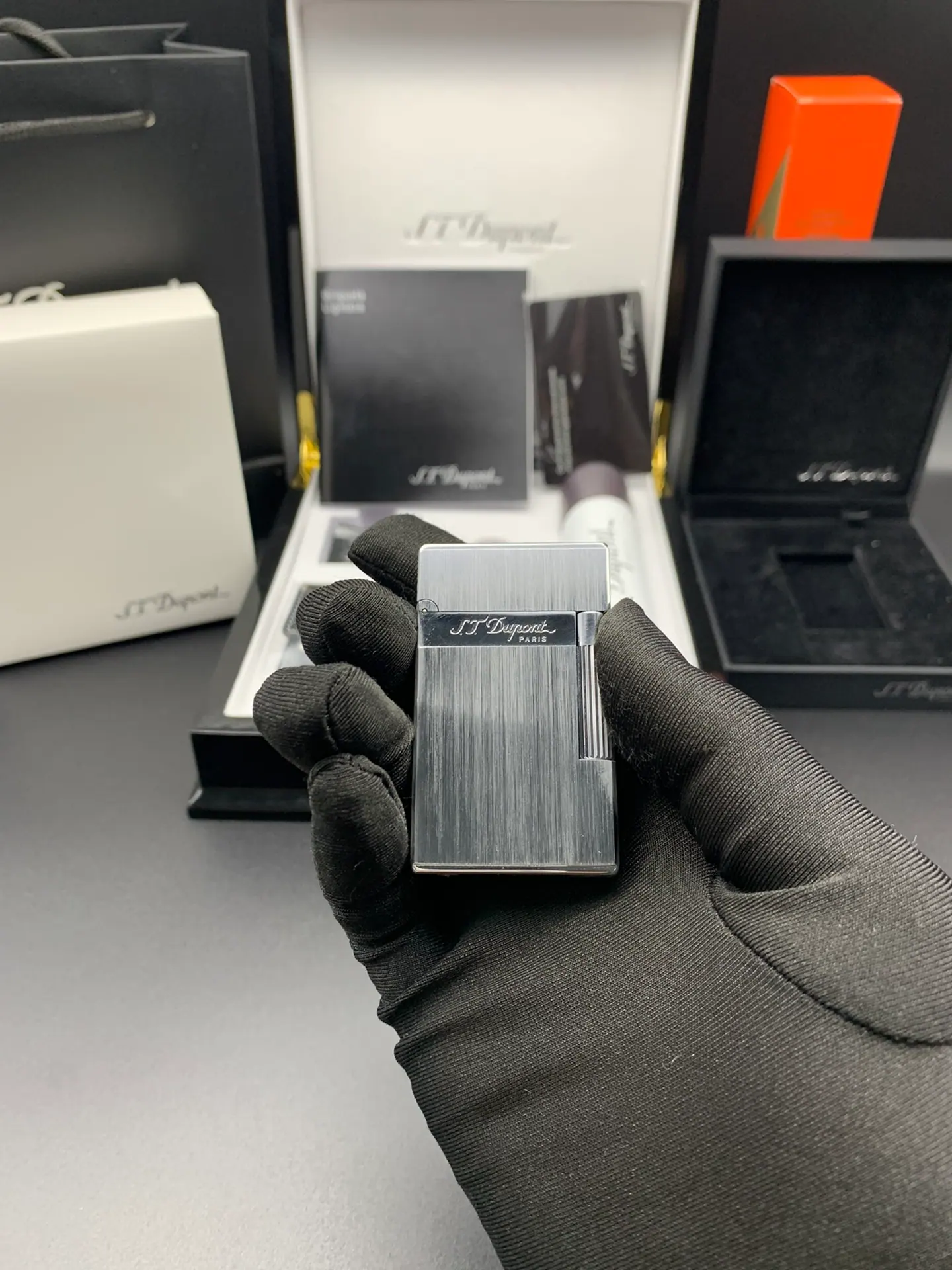 S.T. Dupont Ligne 2 兰生打火机