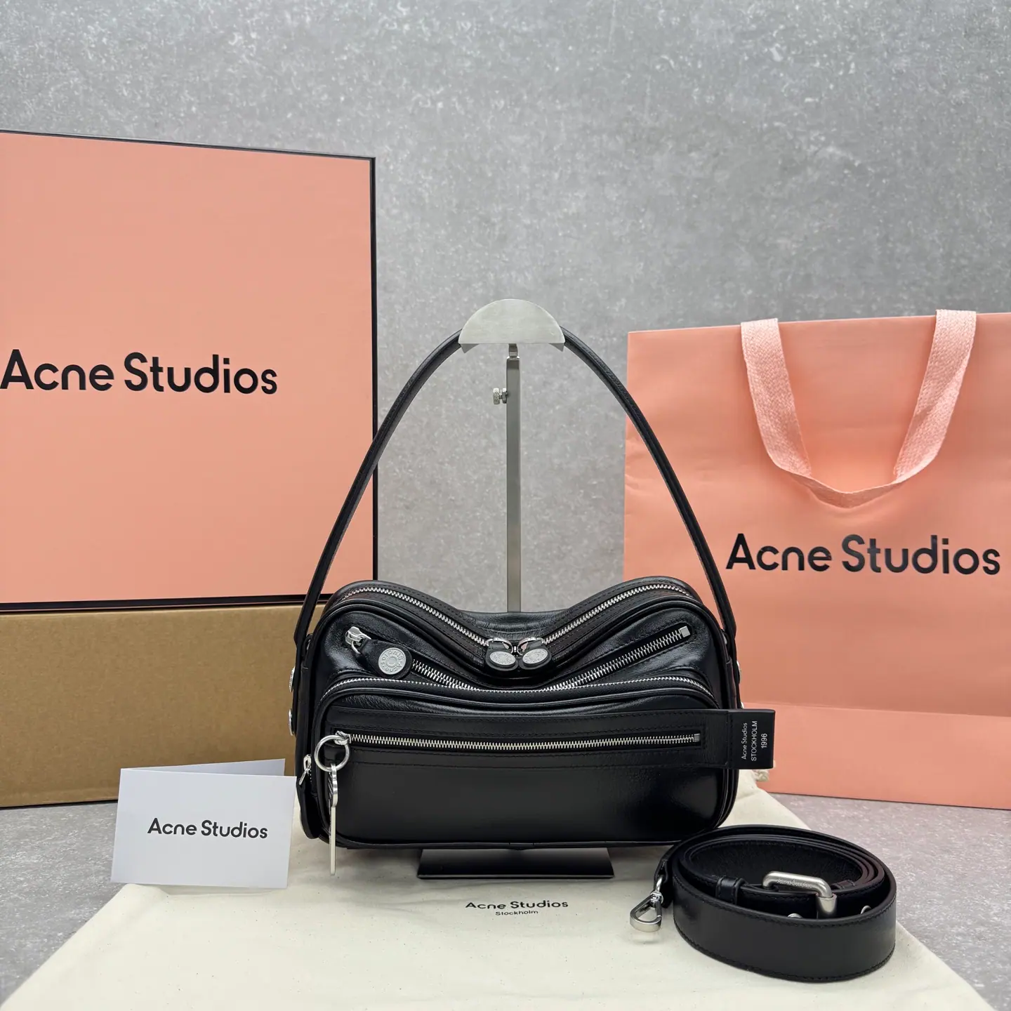Acne Studios 棕色相机单肩包 26×7×15cm