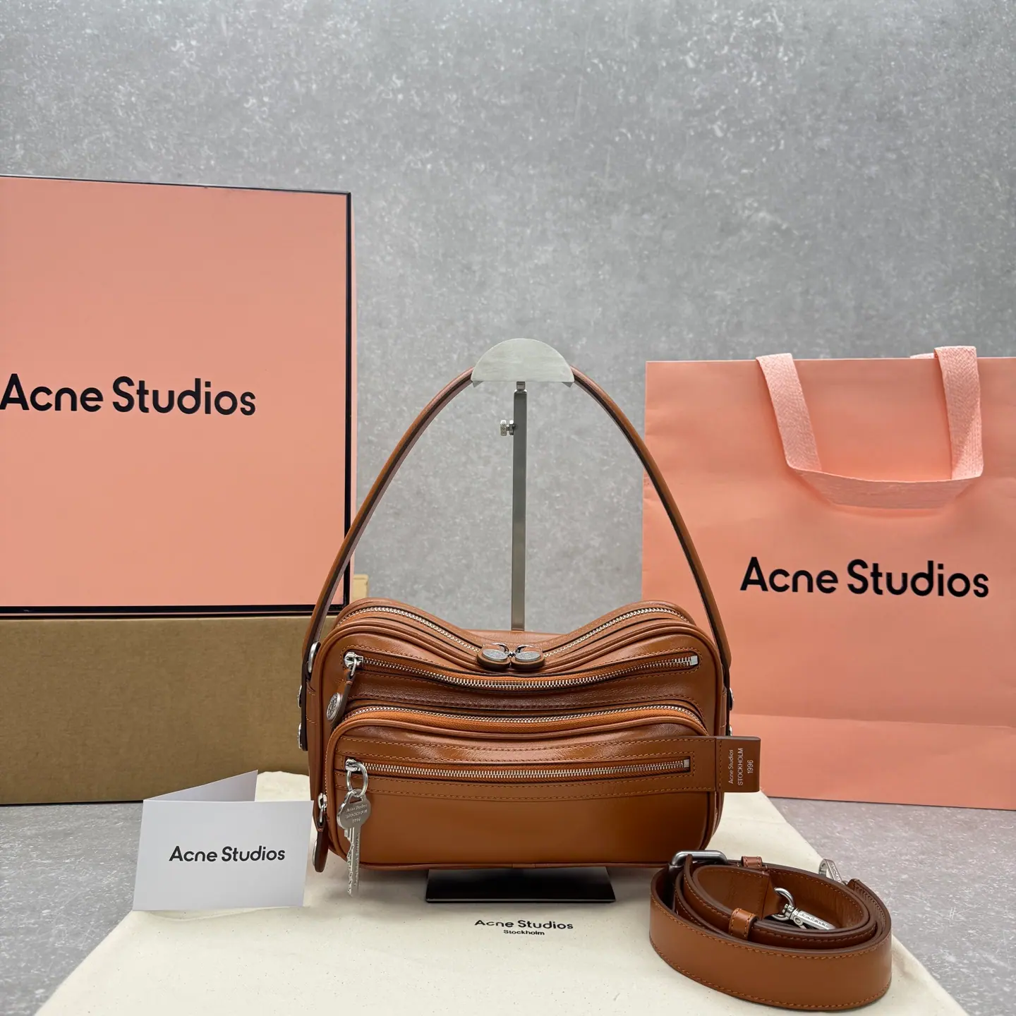 Acne Studios 棕色相机单肩包 26×7×15cm