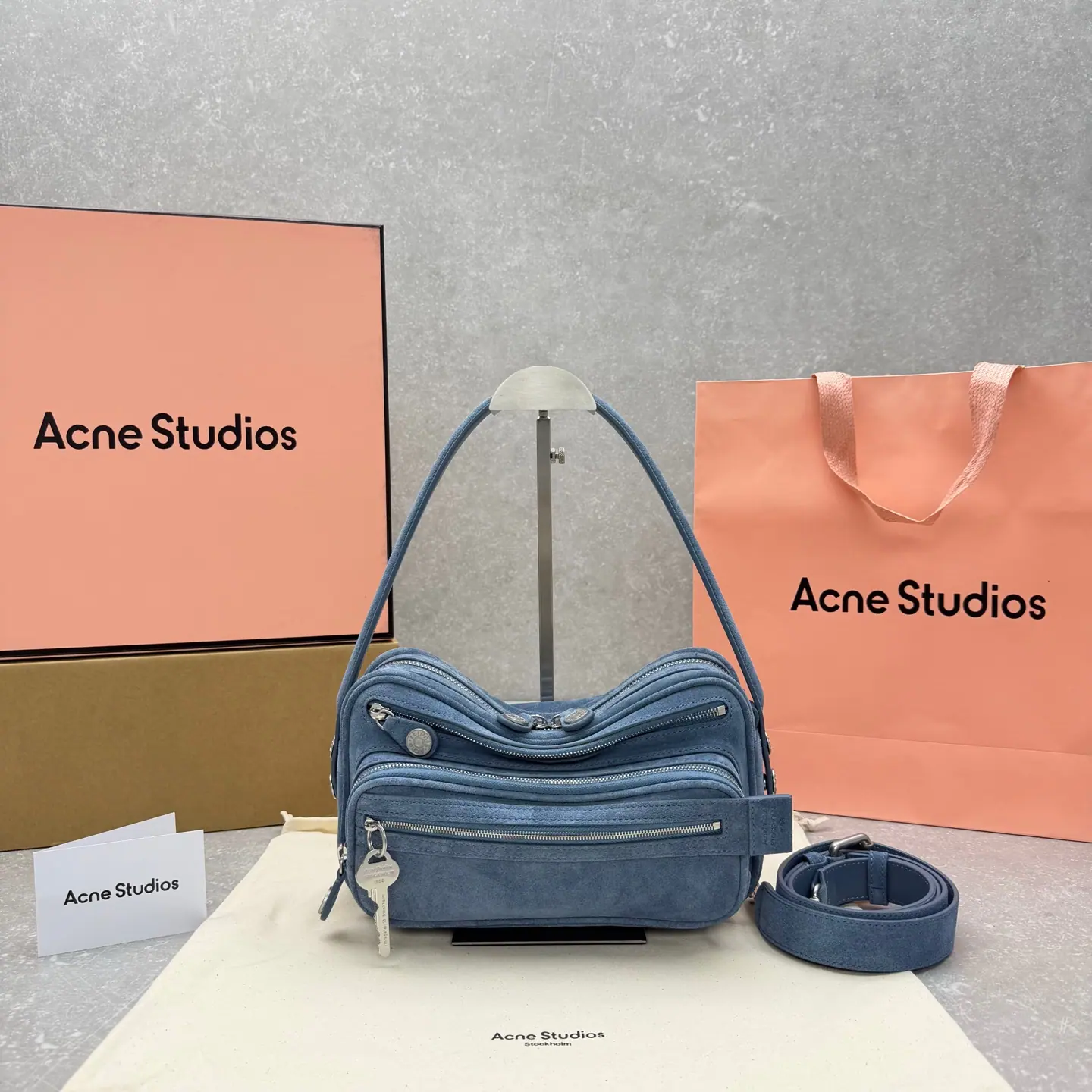 Acne Studios 棕色相机单肩包 26×7×15cm