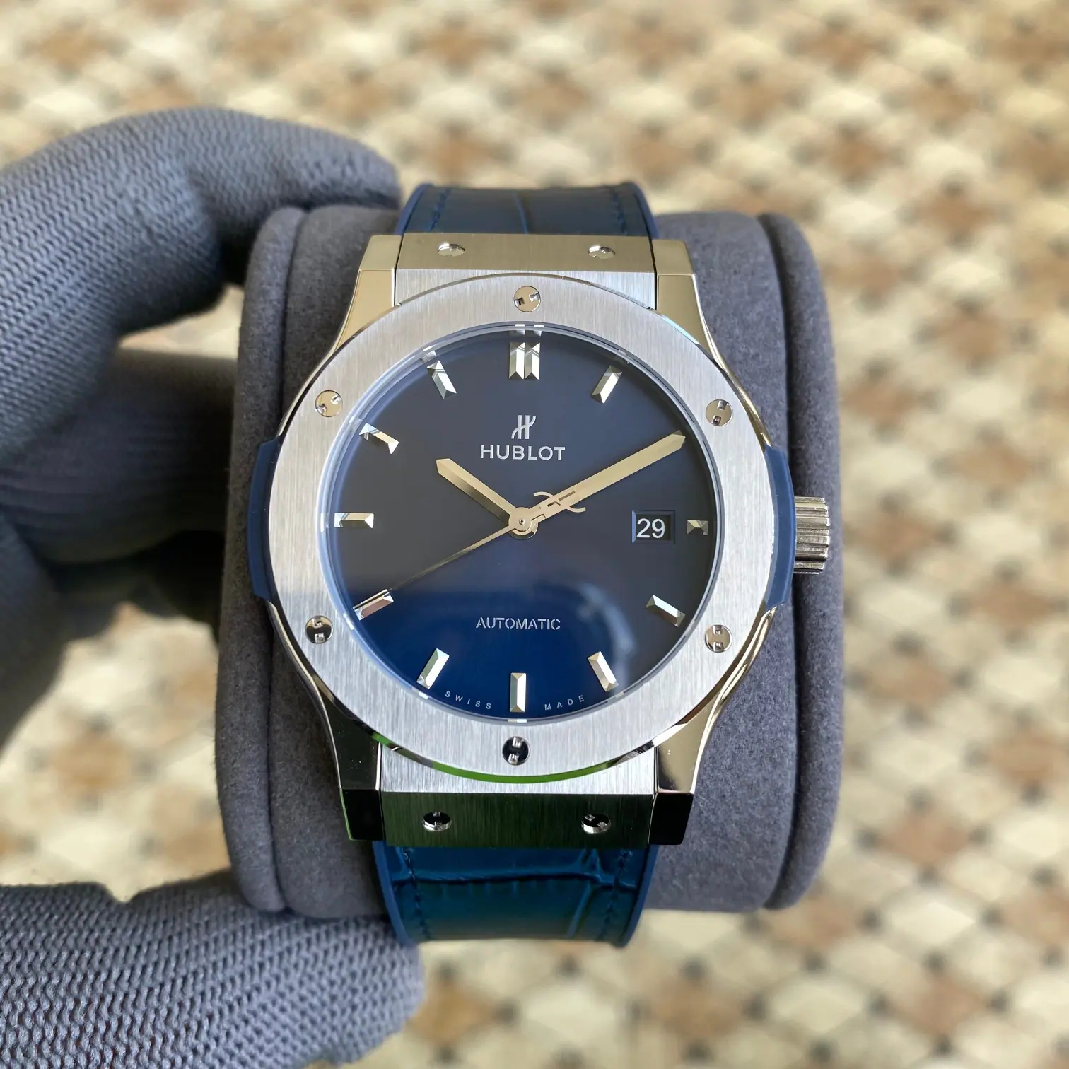 APS ｜Cal.HB1100 机芯｜42mm｜宇舶classic fusion