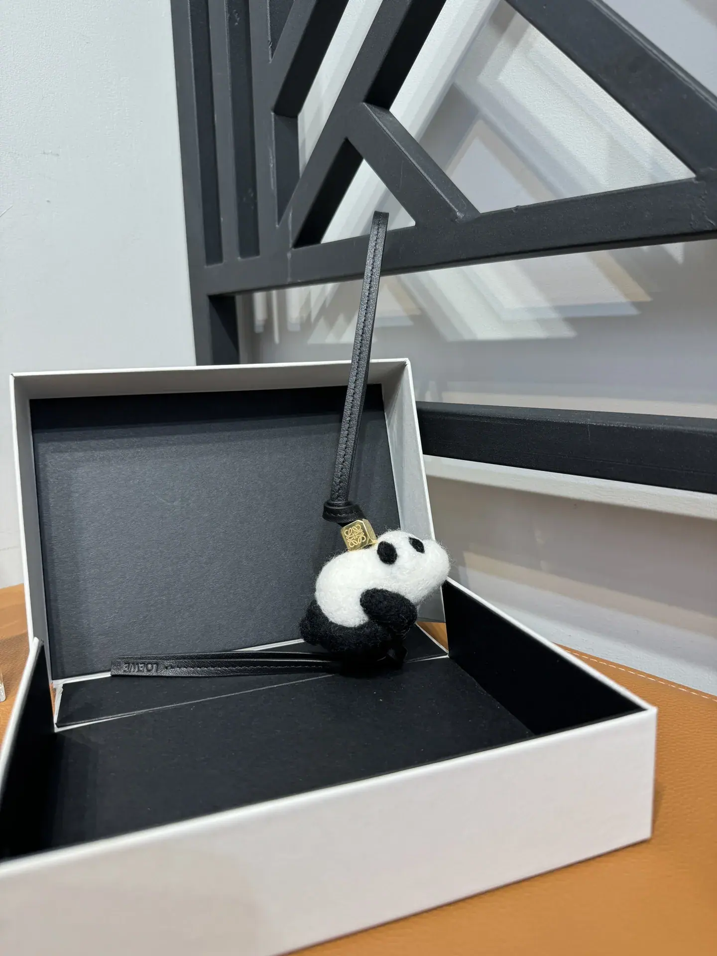 罗意威 毛毡和小牛皮挂饰
