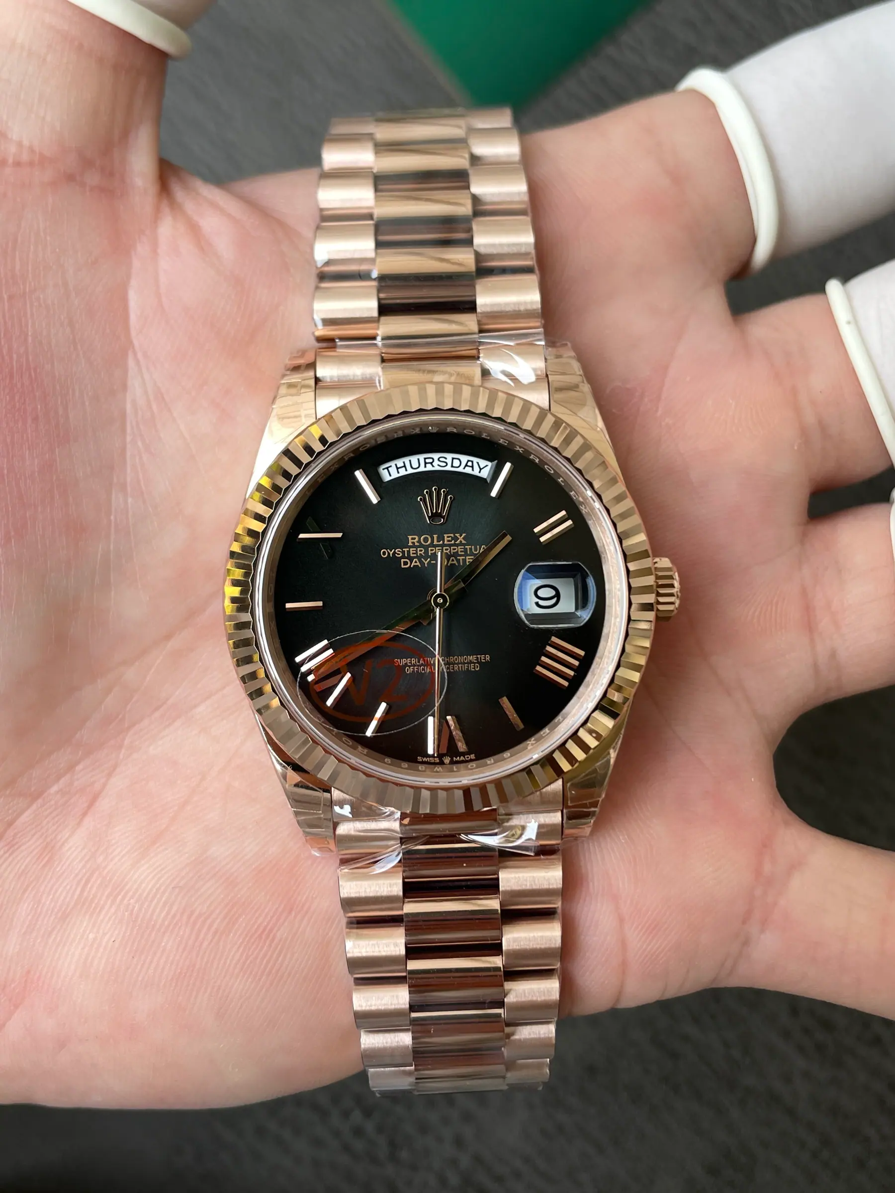 VS l 3255 l 40mm l 日历星期 Day-date 182g