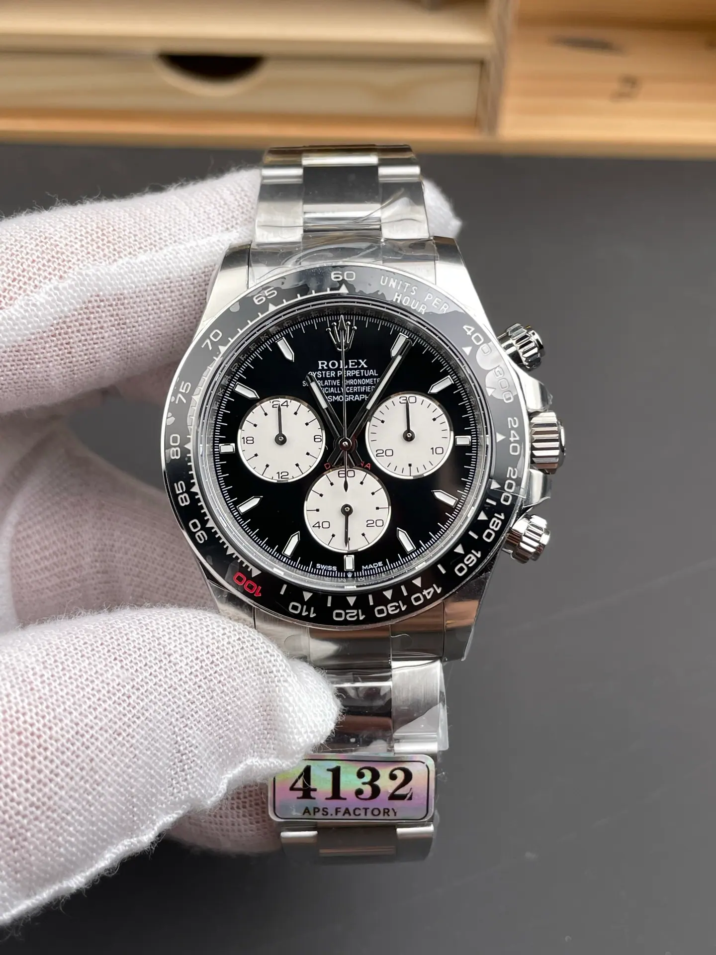 APS l 4132 机芯 l 40 mm l Rolex Daytona Cosmograph “Le Mans” 126529LN