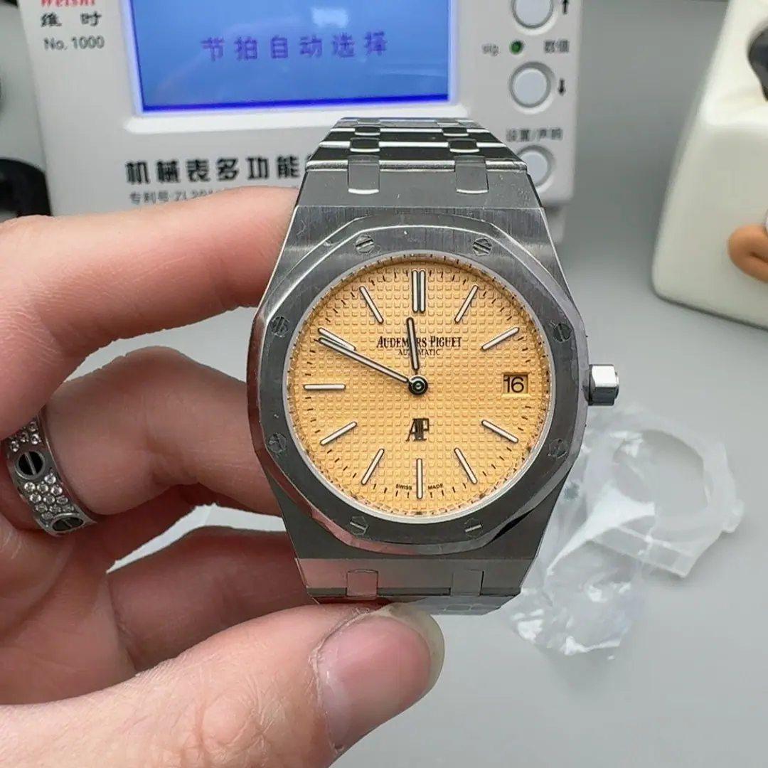 ZF l2121 机芯 l 39mm l 爱彼 Royal Oak 15202