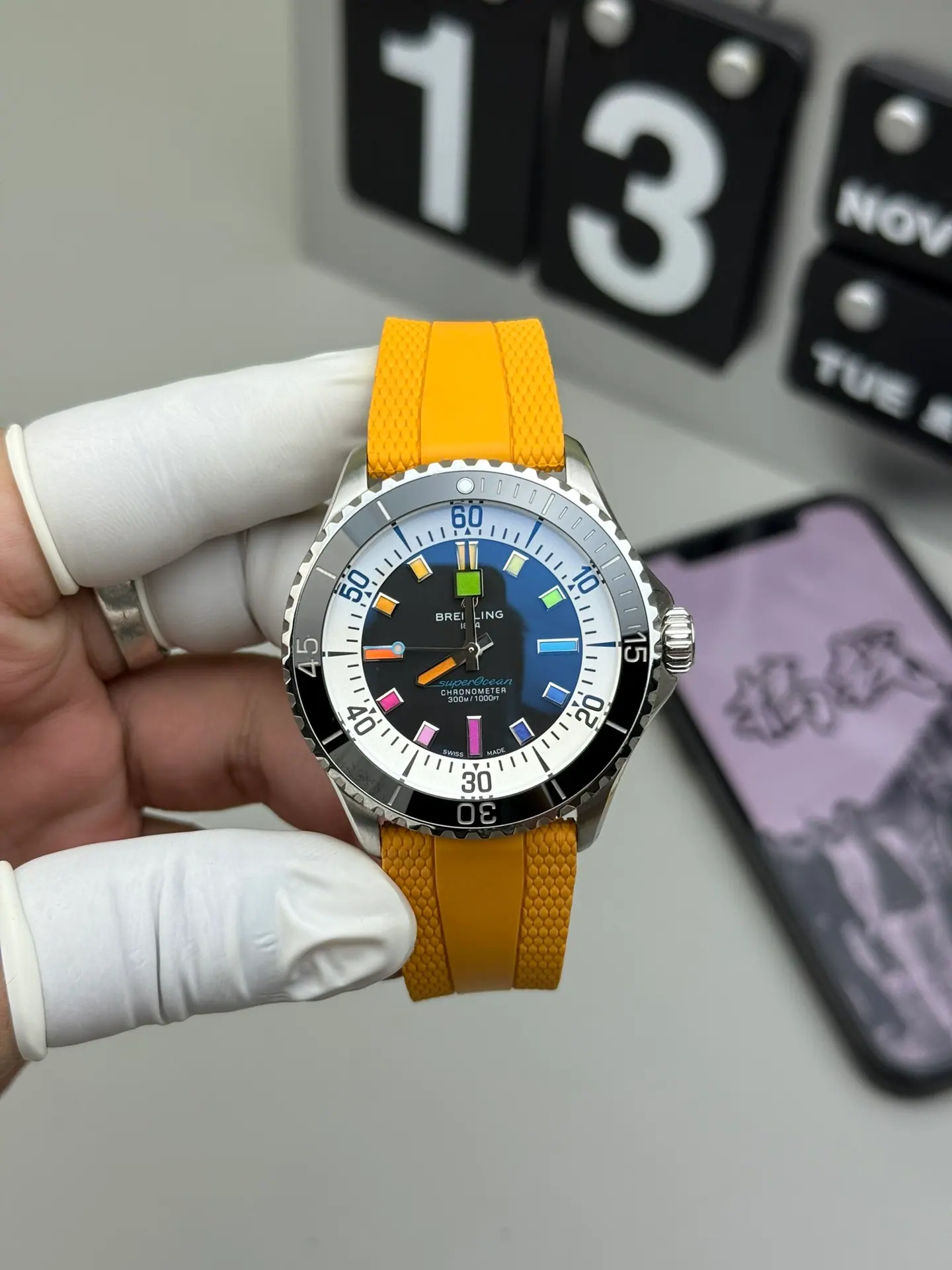 BLS | 2824 机芯 | 42mm | 百年灵 Superocean Automatic 42