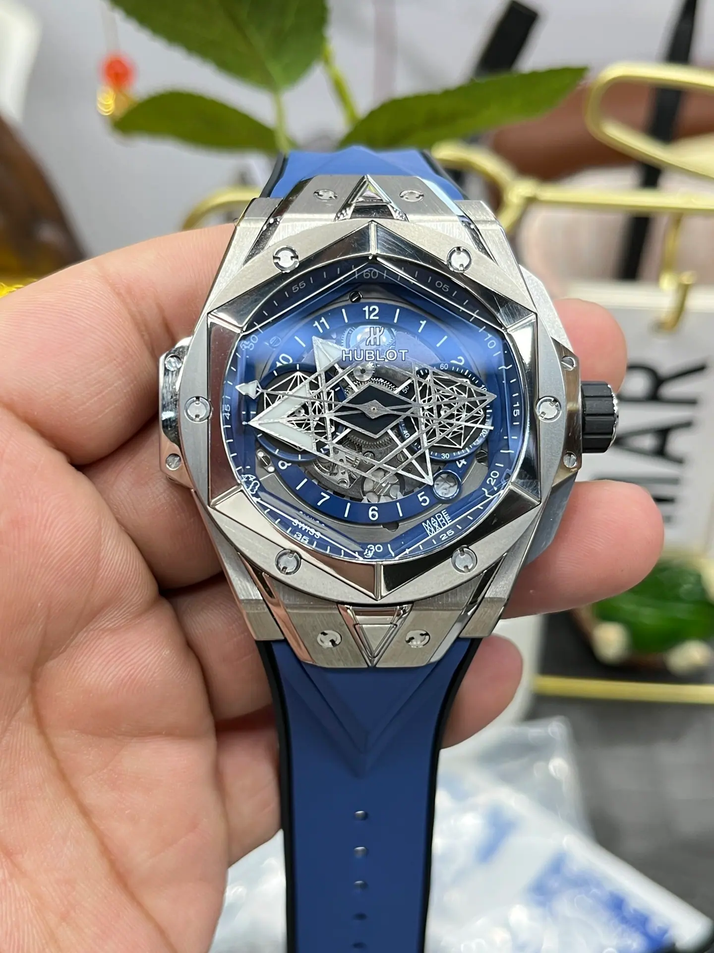 BBF l 1240 l 45mm l Big Bang Sang Bleu II 418.HX.2001.RX.MXM21