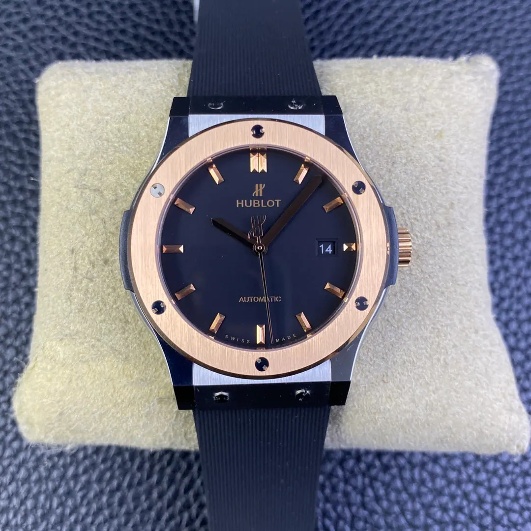 JJZ l 2892 L 42mm l 宇舶经典融合 l 钛金属表壳
