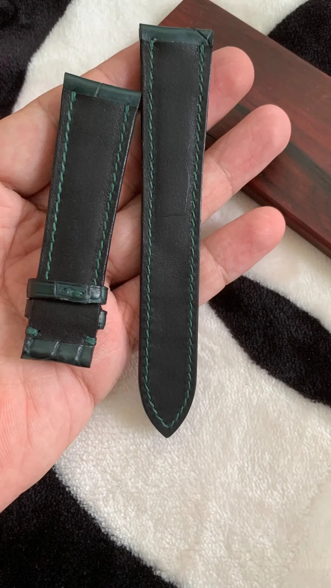 定制 手缝 美洲短吻鳄鳄鱼皮表带